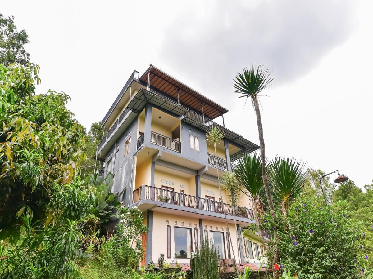 Oyo 91228 Griya Siena Hotel Munduk Buitenkant foto