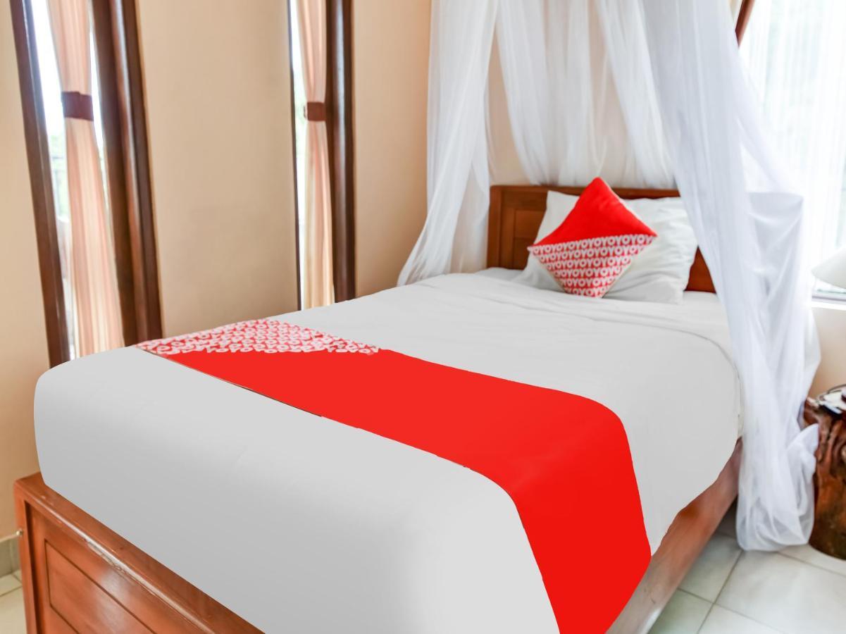 Oyo 91228 Griya Siena Hotel Munduk Buitenkant foto
